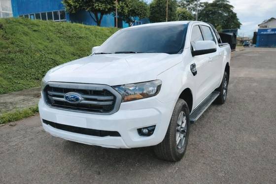 FORD RANGER 2.2 XLS 4X2 CD 16V DIESEL 4P AUTOMÁTICO